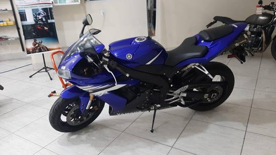 YAMAHA YZF R1 